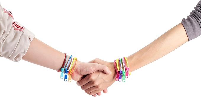 JOYIN 28 Pcs Valentines Day Pre Filled Hearts with Cards Filled with Zipper Bracelets for Kids Classroom Exchange, Cute Toys for Valentine Party Favors, Gift Exchange, Game Prizes
